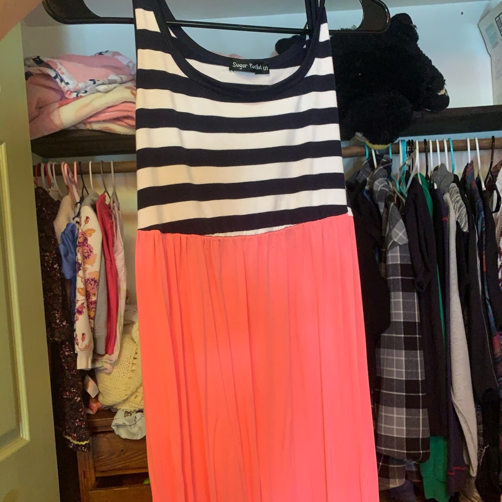 Sugar Pocket Maternity Dress